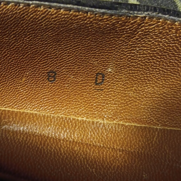 BALLy  SLIP ON LOAFERS   DRESS SHOES  WITH TASSELS  BLACK LEATHER  SIZE 8 - Picture 14 of 14